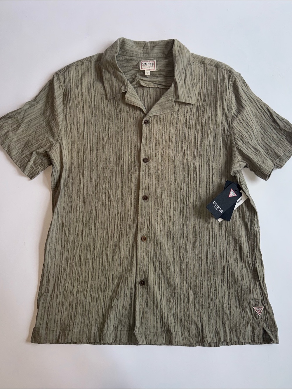 GUESS Men’s Sage Green Textured Short Sleeve Button Up Shirt Size Large NWT